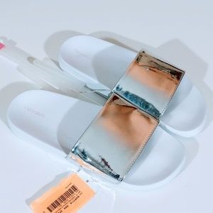 Xhilaration Womens White Silve Misty Slide Sandals